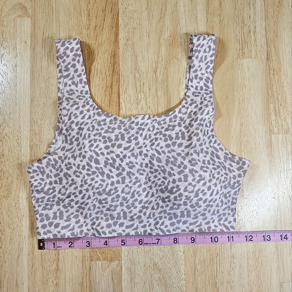 New✨️Leopard Print Sports Bra - Picture 2 of 7